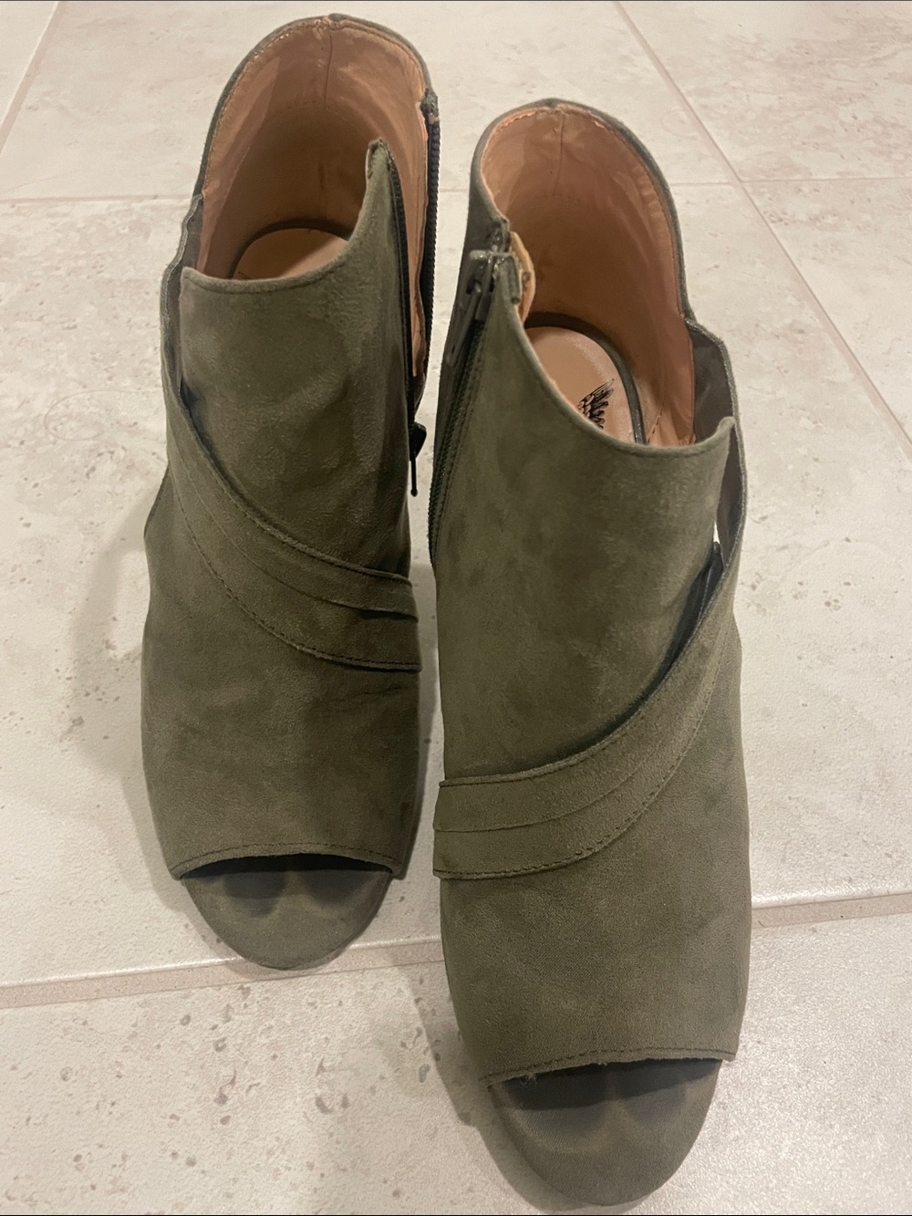 Penny Loves Kenny Olive Suede Peep-Toe Cutout Block Heel Ankle Boots